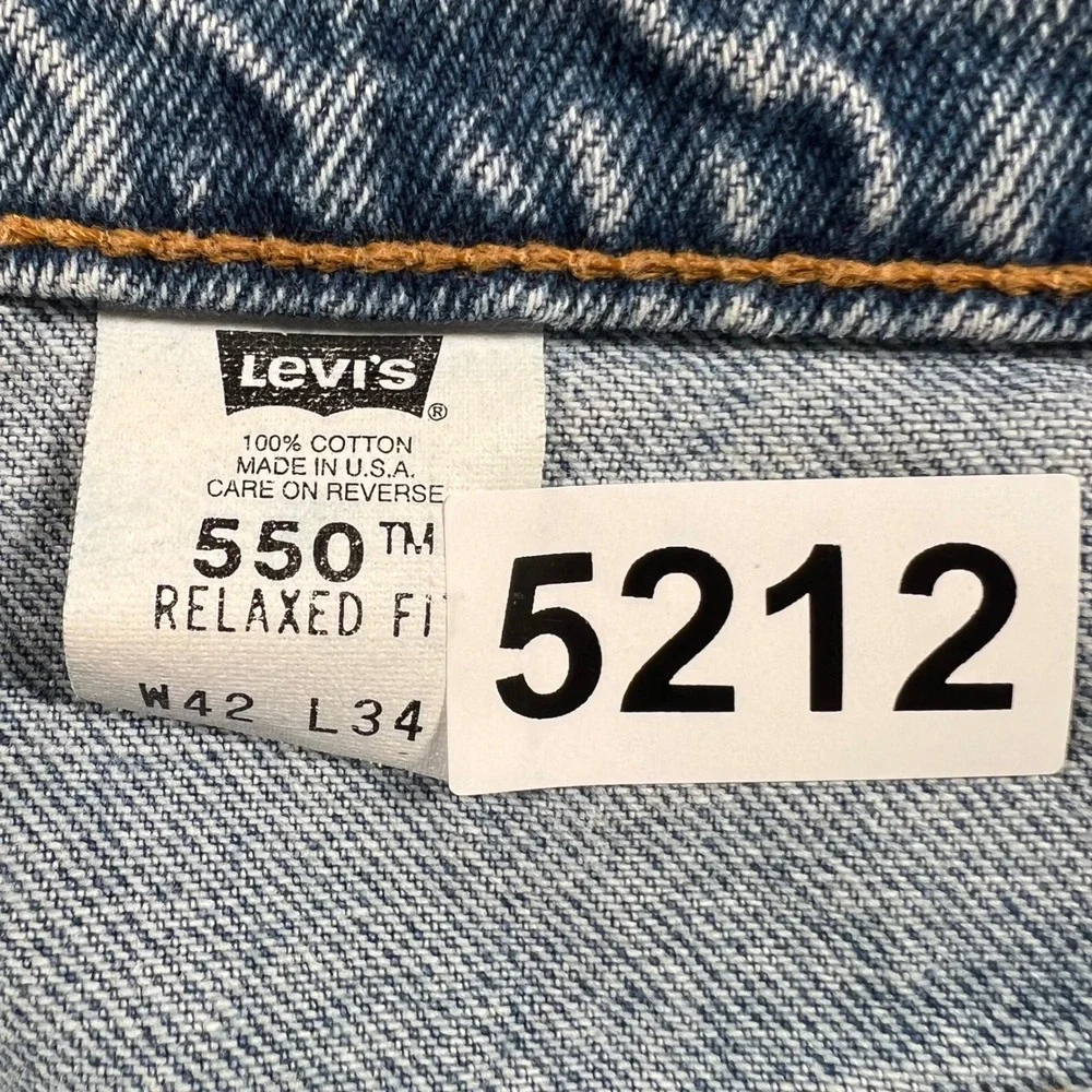 Vintage Levis 550 Relaxed Fit Jeans Made in USA Light Wash 42x34 Blue
